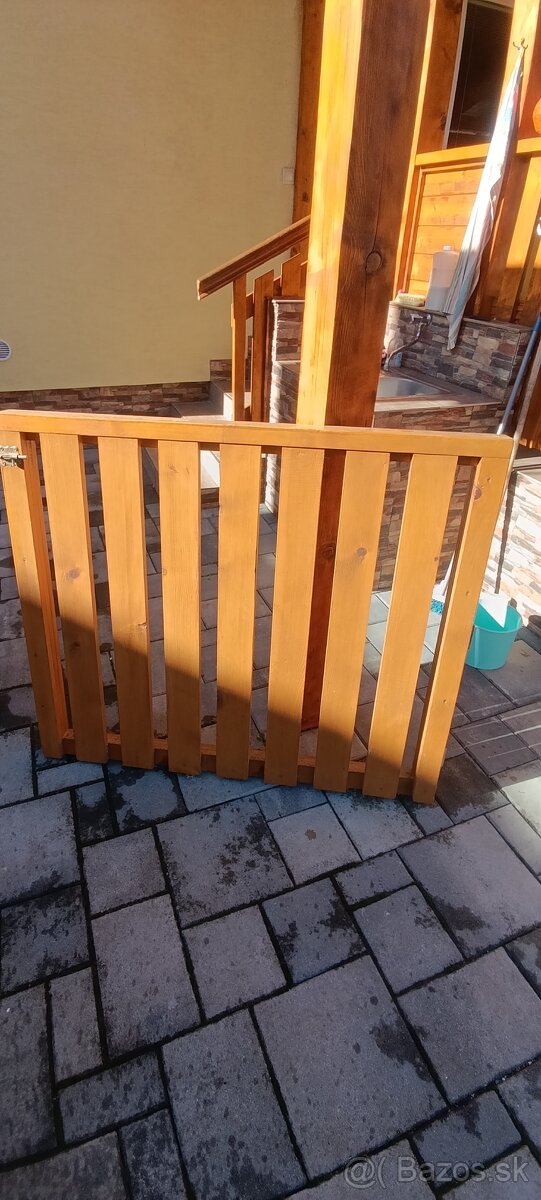 Predám dvierka -zabranu na schodisko