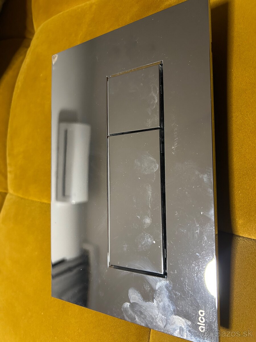 Predat ovladac na wc Tece