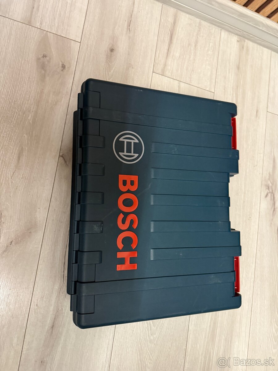 Box/kufrík Bosch