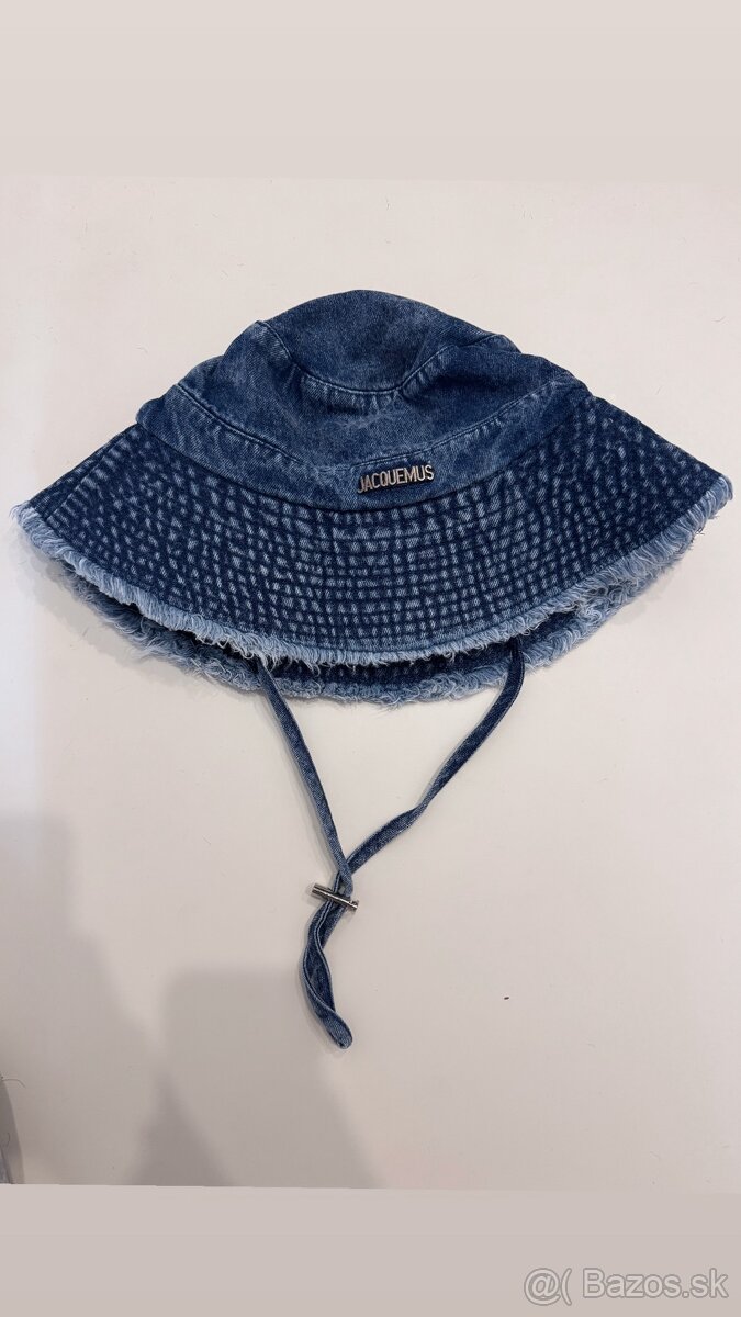 Jacquemus džínsových klobúk