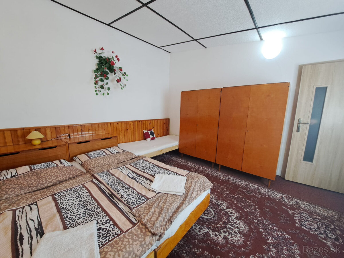 Prenájom pekného apartmánu v dome vo Veľkej Lomnici, Kežmarok