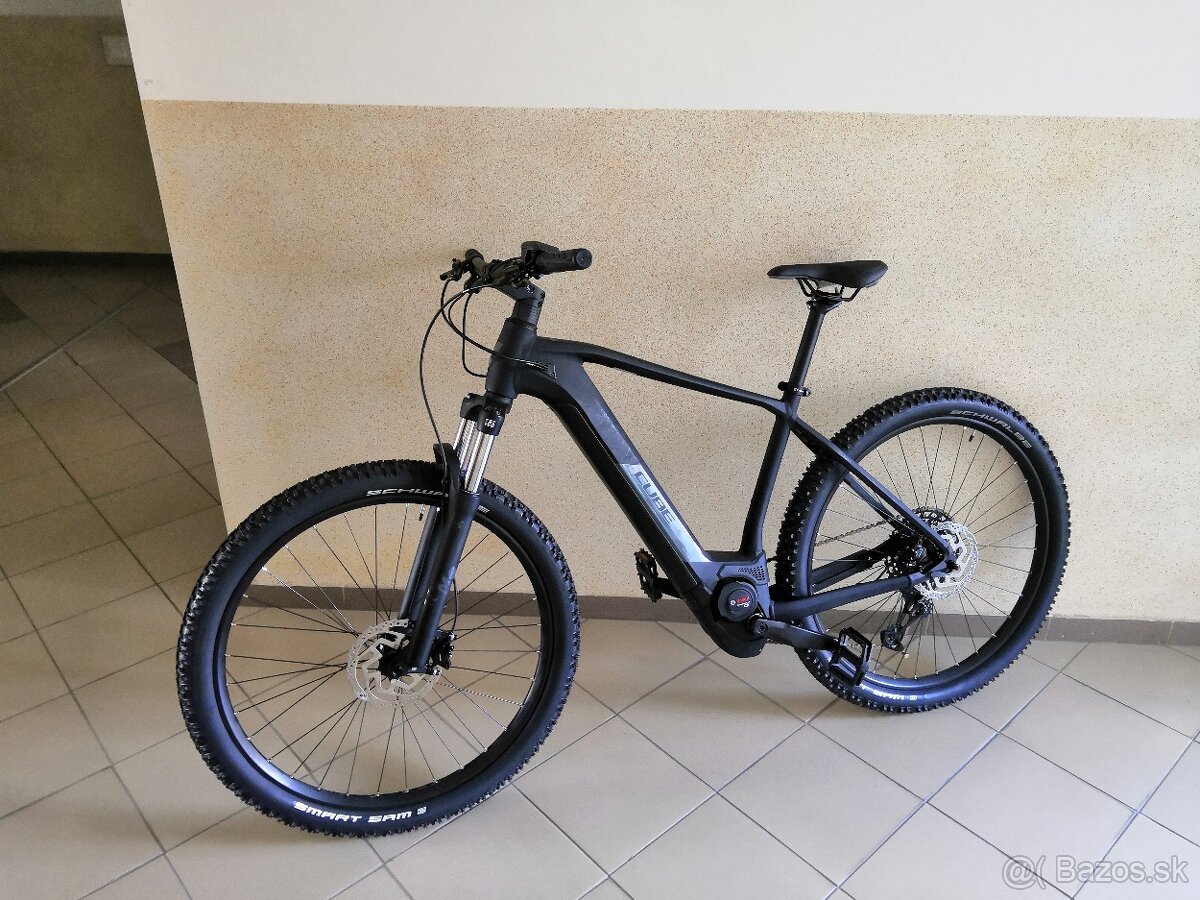 e-bike Cube