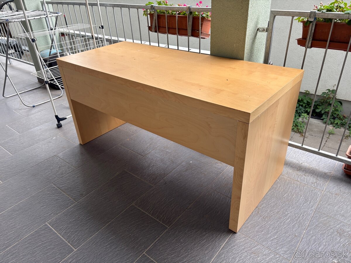 Predám písací stôl IKEA