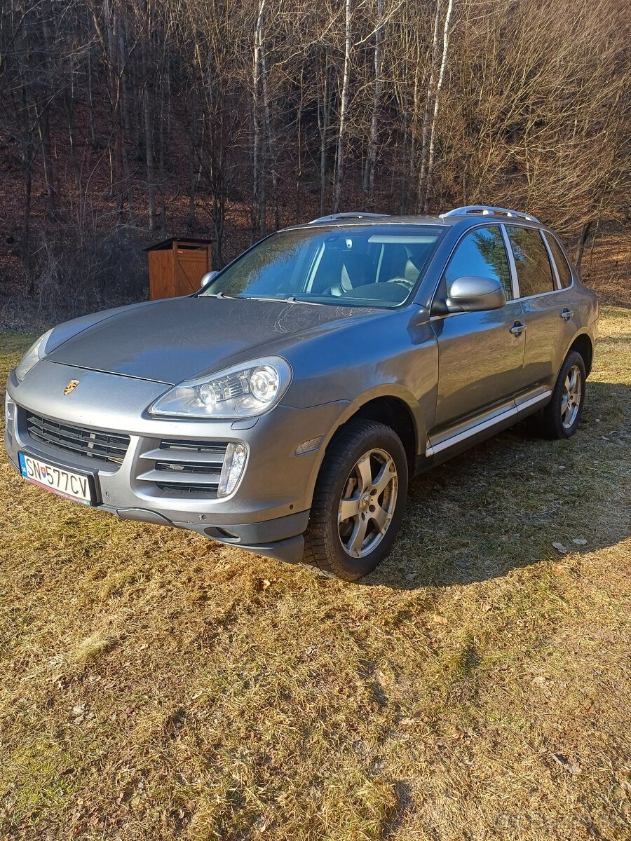 Porsche Cayenne S 4.5 v8 lpg