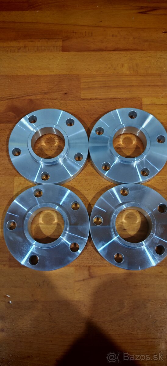 Predam 4ks rozsirovacie podlozky 5x112 naboj 57.1 disk 70.1