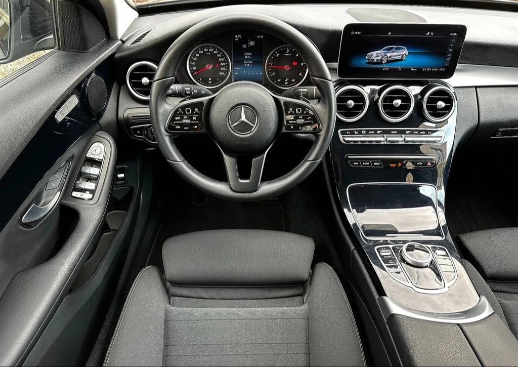 Mercedes-Benz C220d 4Matic, 9G-DCT