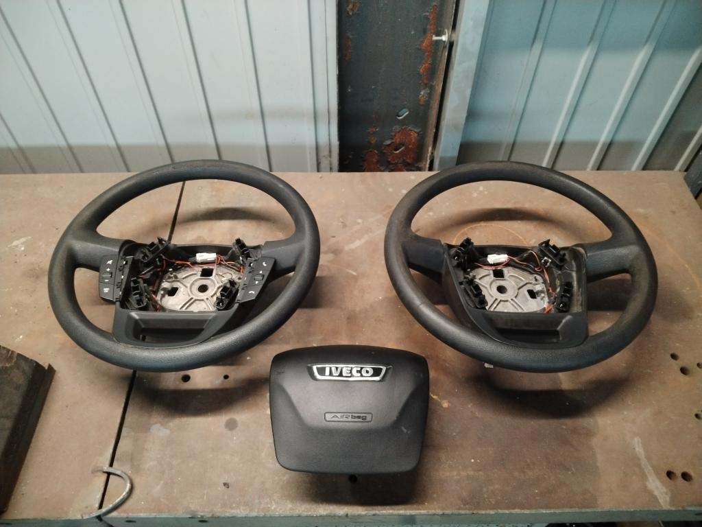 Prodám volant a airbag z vozidel Iveco Daily