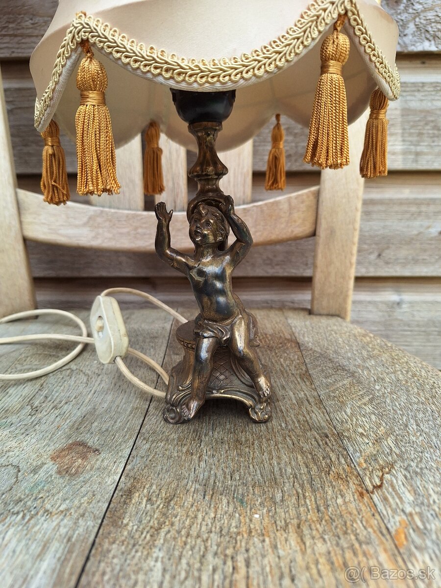 Starozitna mosadzna lampa