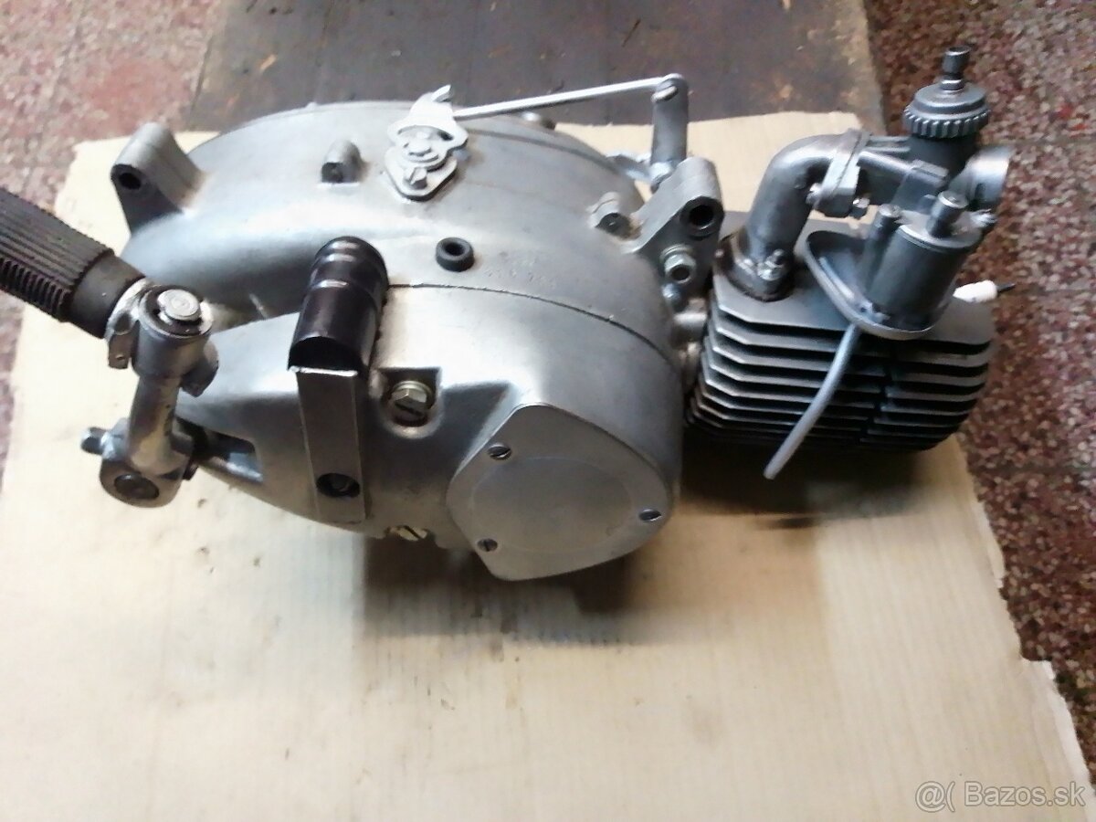 Predám motor po g o Jawa 20
