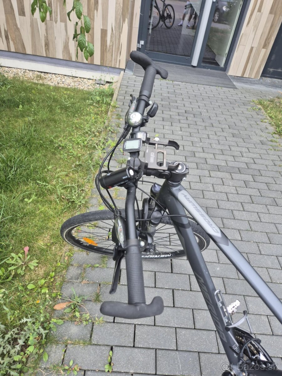 cross bicykel Merida