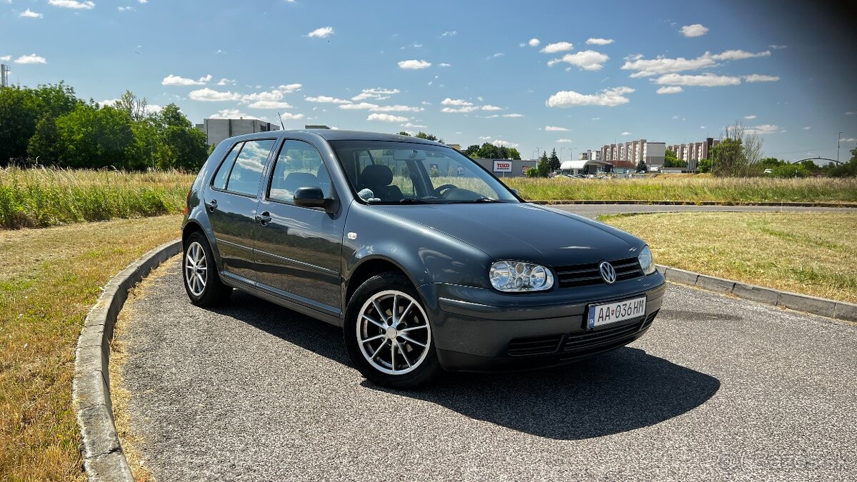 Volkswagen Golf 4 1.6 16v Benzín
