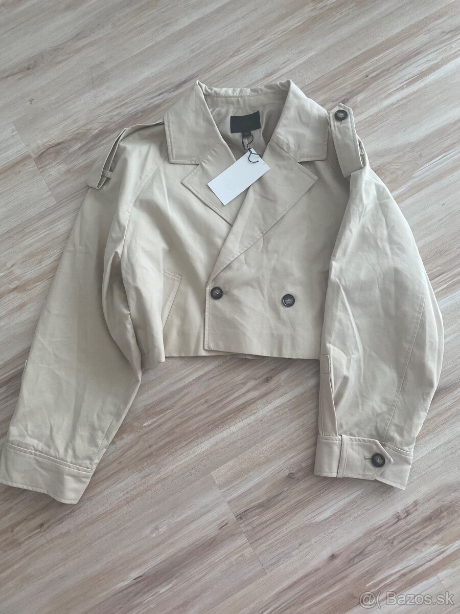 Kratky trenc Zara c. XL