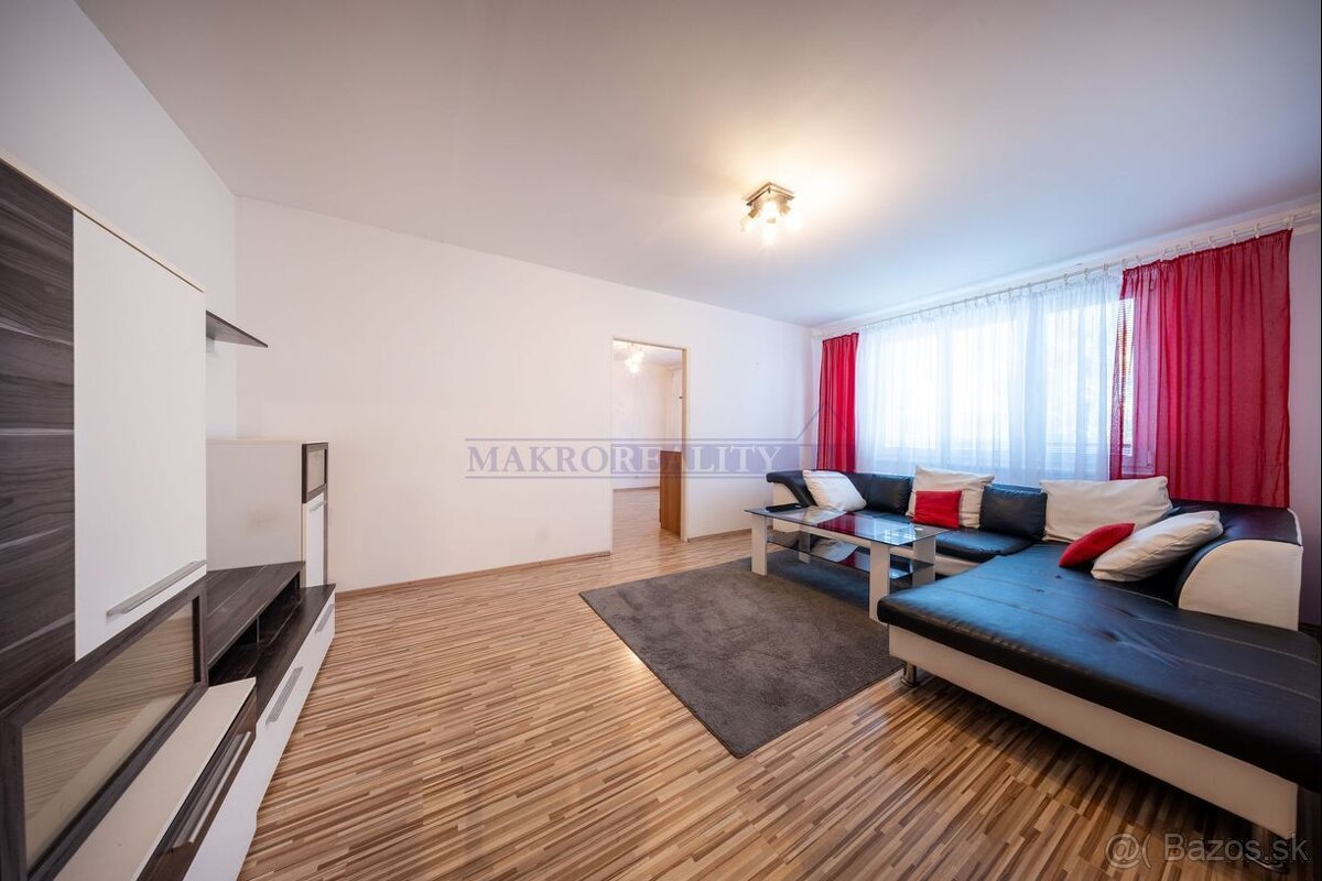 SKVELÝ 3 IZBOVÝ BYT na Sládkovičovej ulici v Žiari nad Hrono