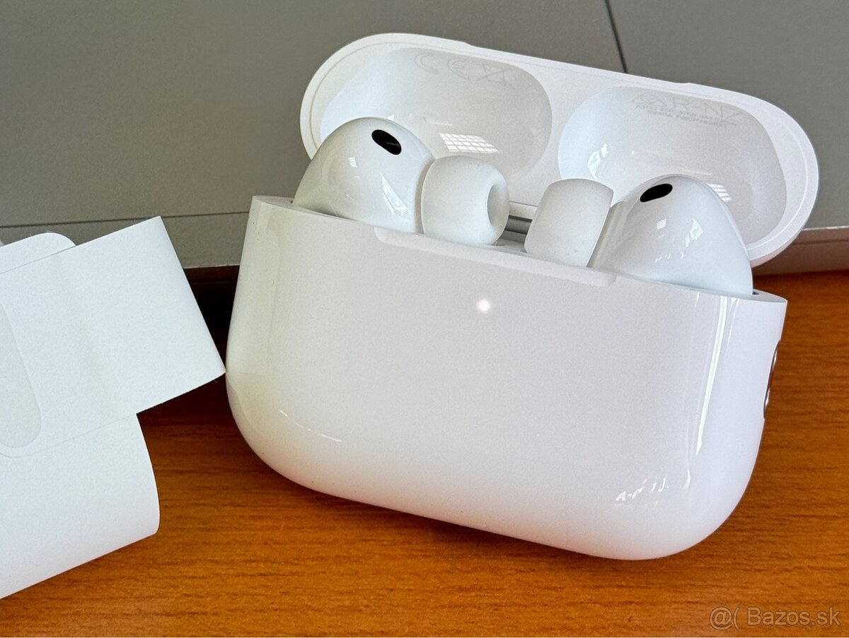 AirPods Pro 3 USB C - nové, rok záruka