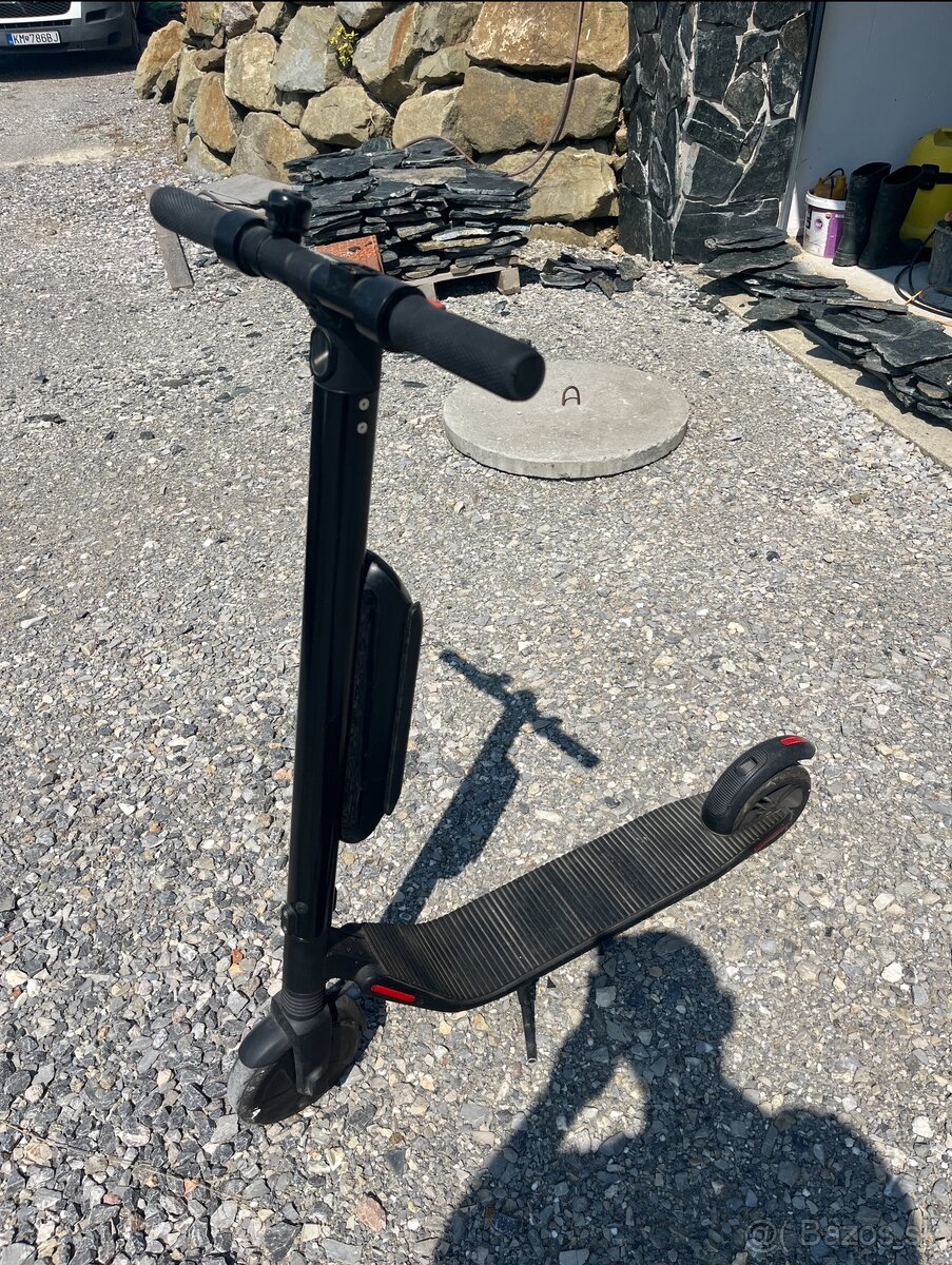 Predam elektrokolobezku segway ninebot