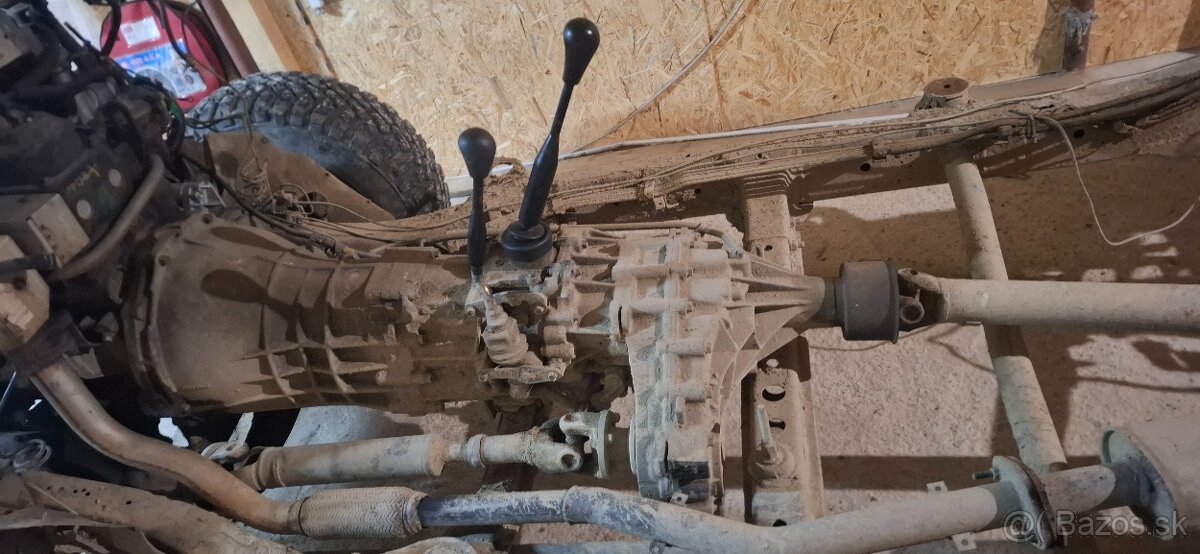 Nissan terrano / ford maverick