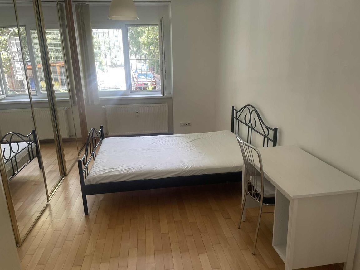 Prenájom 3-izb.bytu v širšom centre na ulici Belehradská v N