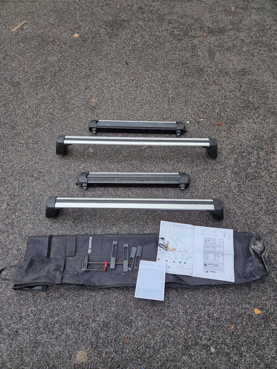 Predám originálny strešný nosič + nosič lyží  Toyota-Lexus