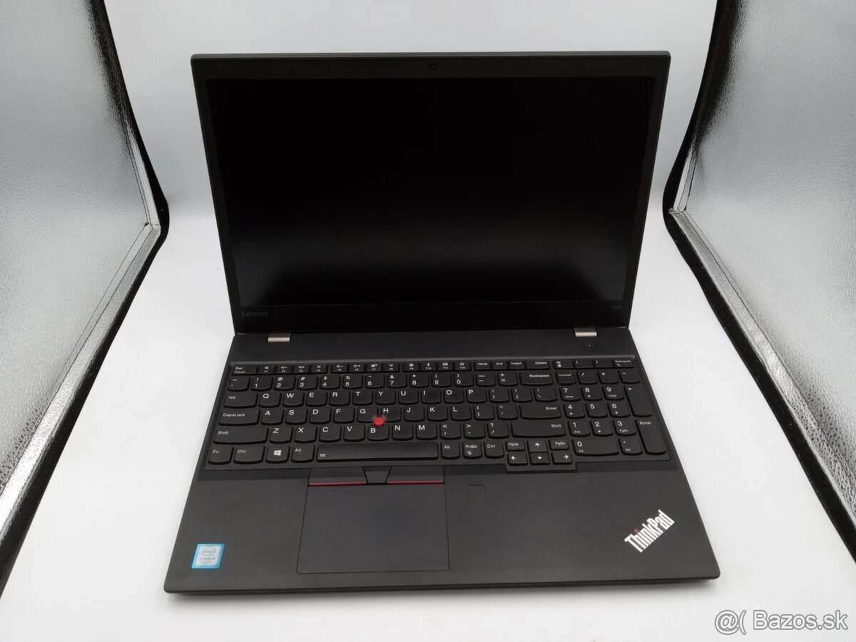 Lenovo Thinkpad T570 | i5 • 8GB RAM • 256GB SSD