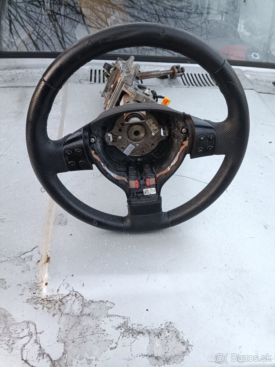 Predám multifunkčný volant vw group