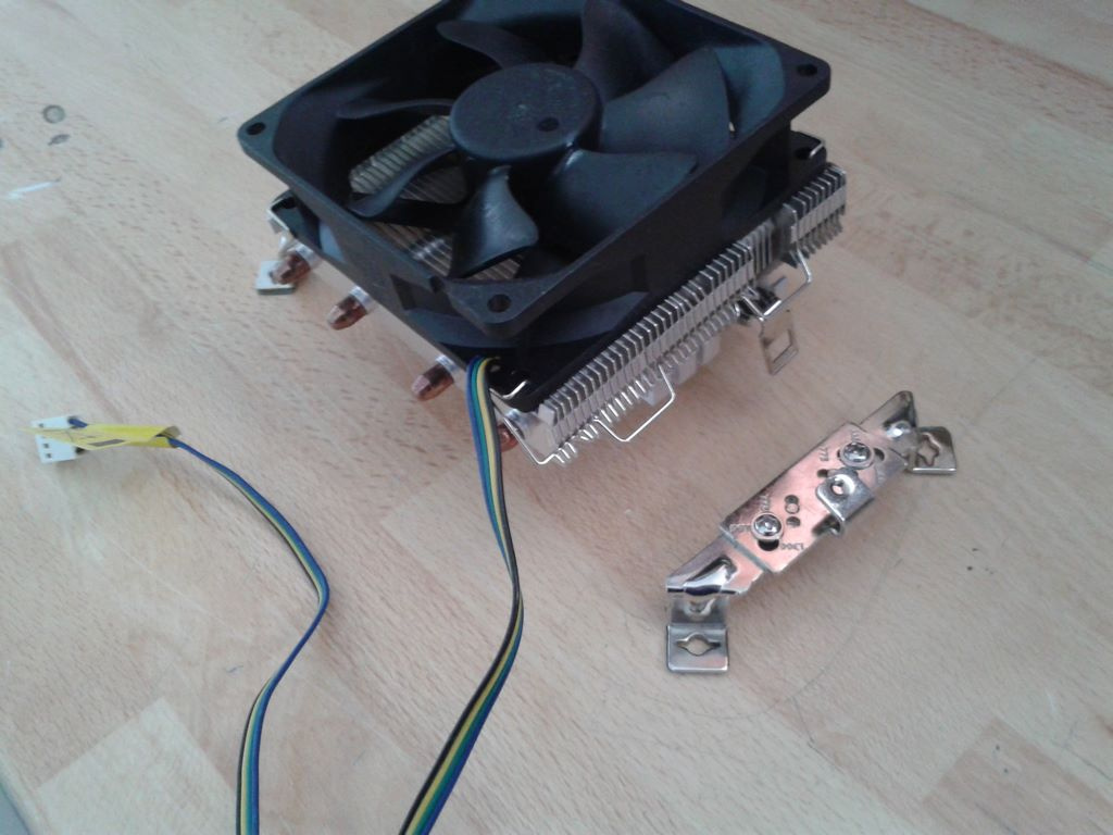 low profilovy chladic