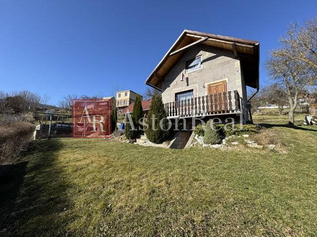 Murovaná záhradná CHATKA v Dolnom Kubíne, Veličná, 361 m2