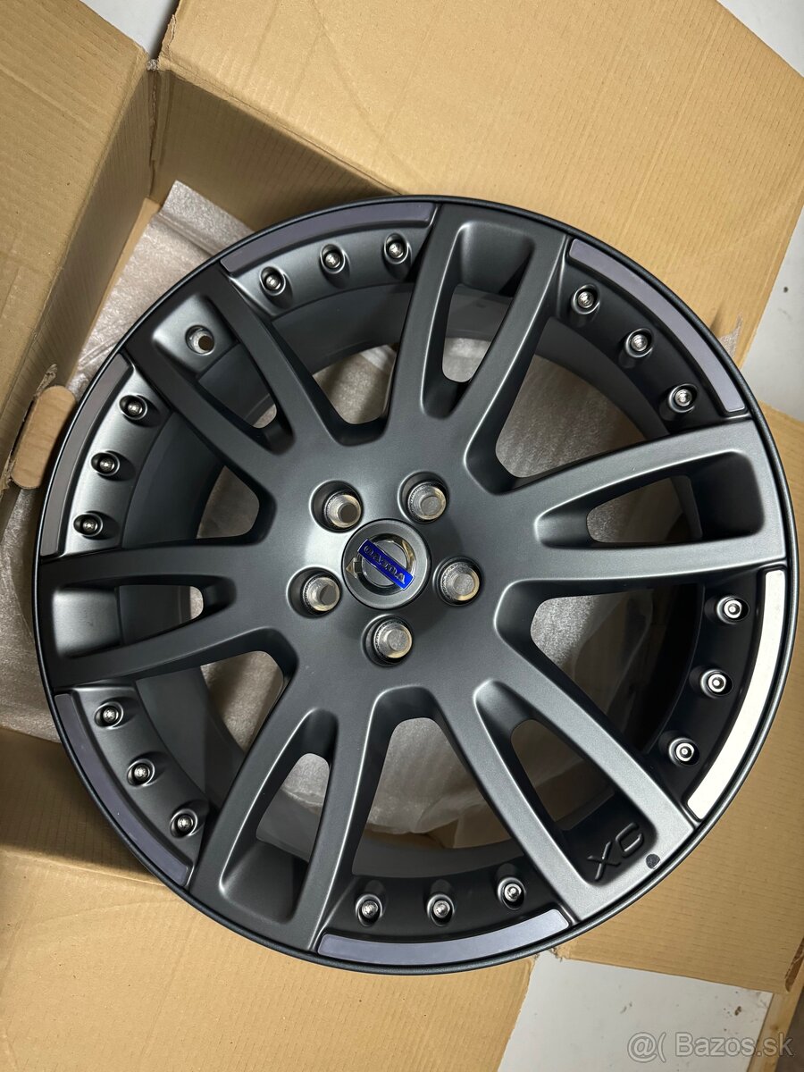 Volvo XC 19” alu disky Achilles