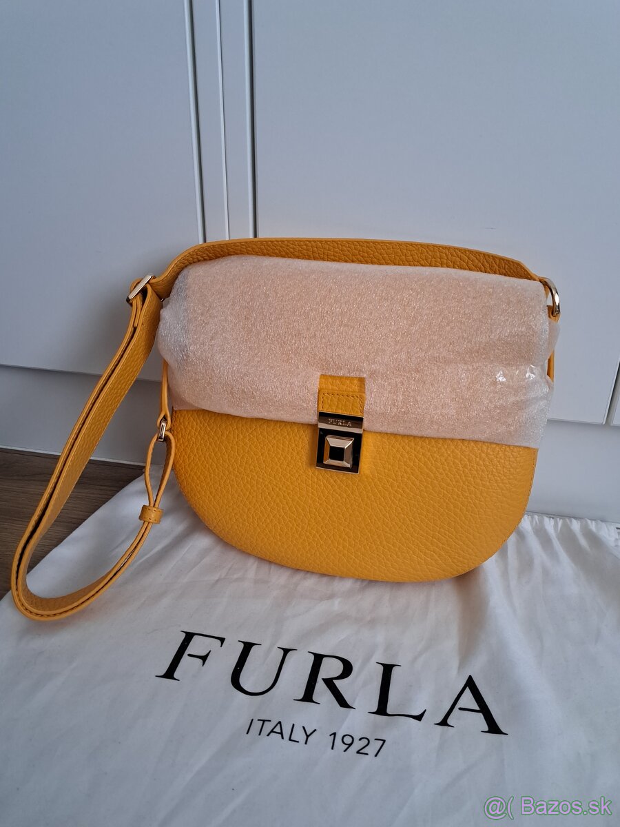 Furla nová