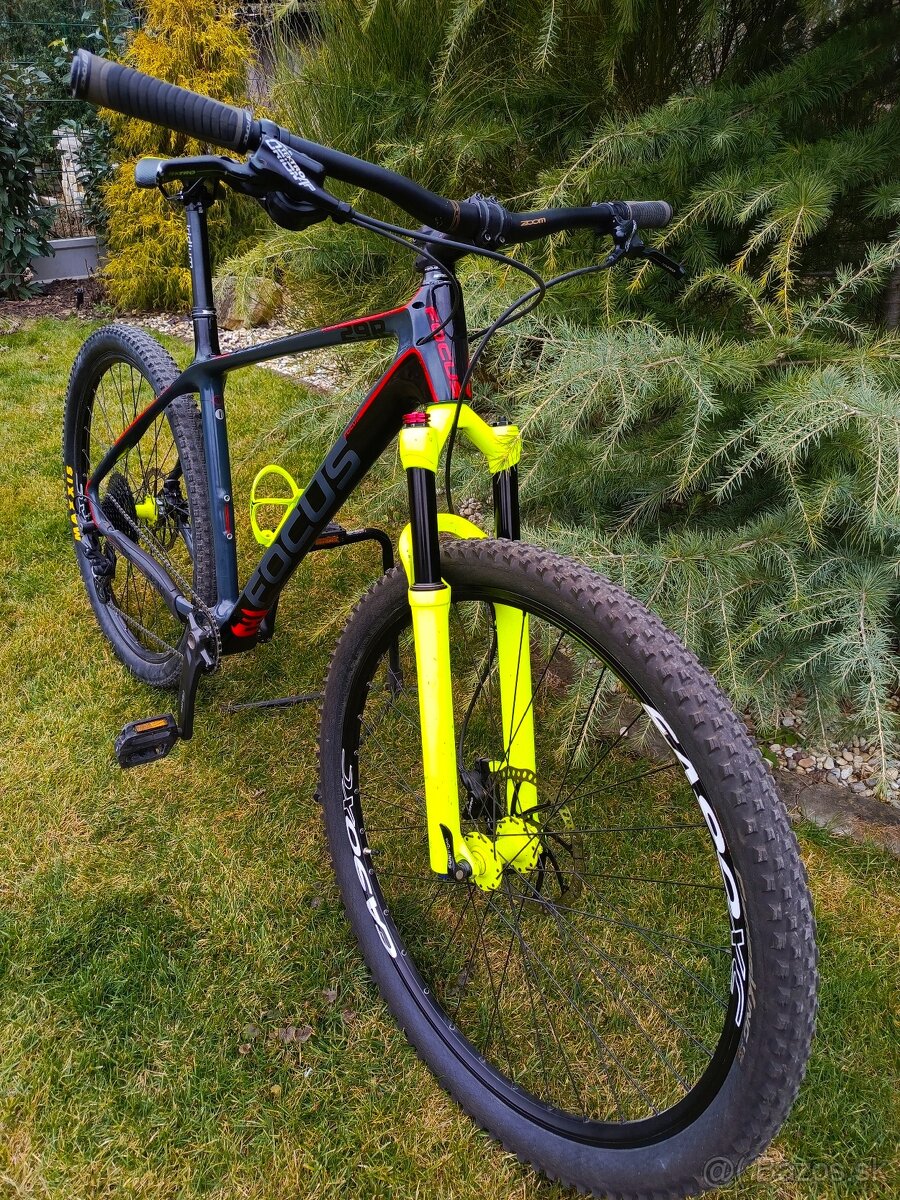 karbónový bicykel FOCUS ,,29