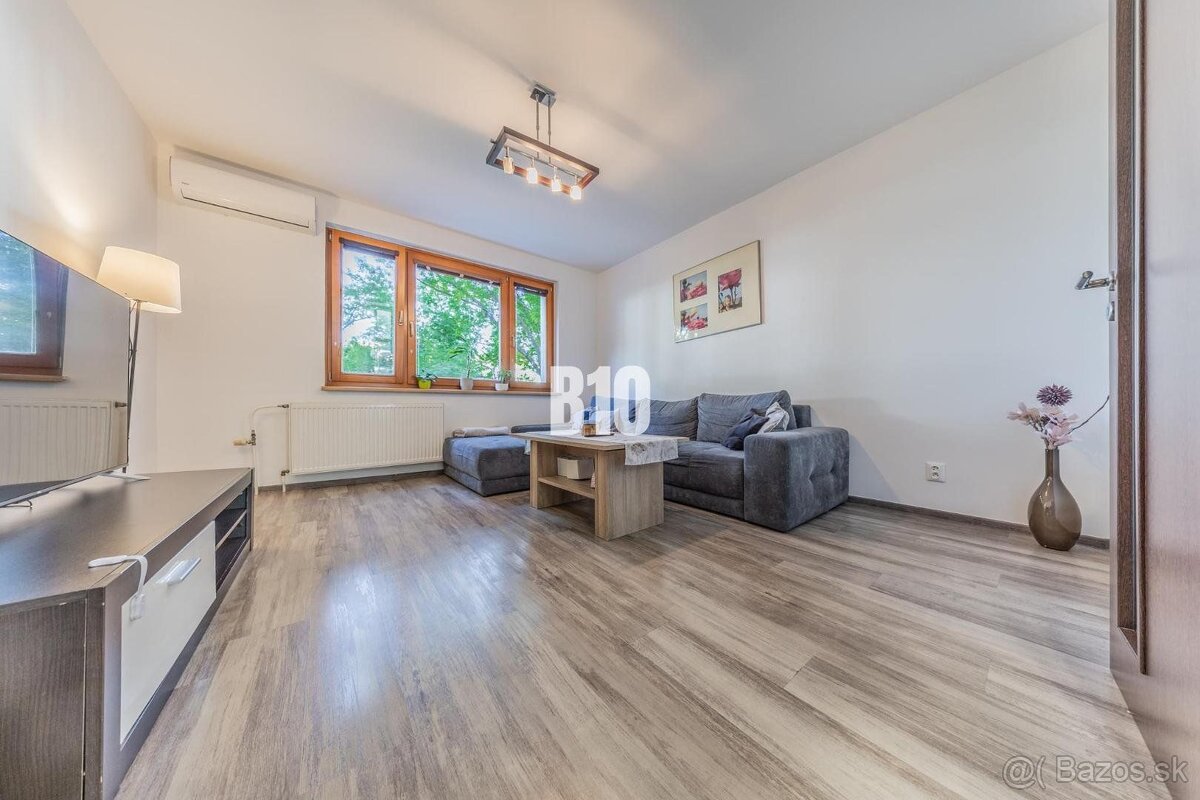 PRIESTRANNÝ OBĽÚBENÝ 4i (83,3m2) vo VYHĽADÁVANEJ časti PETRŽ