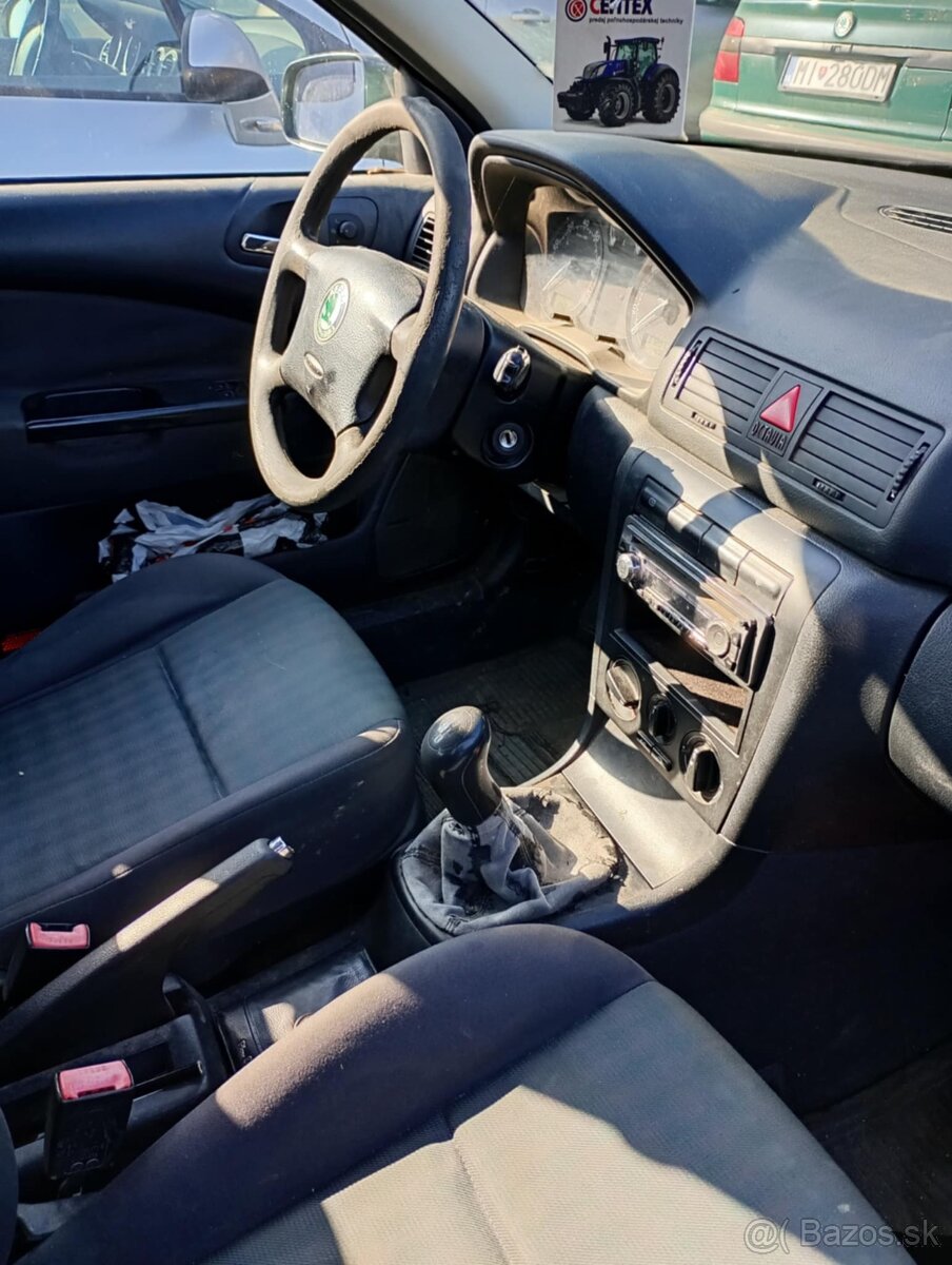 Škoda octavia 1