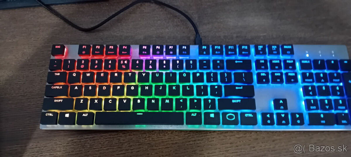 Klávesnica Cooler Master SK650 (nová)