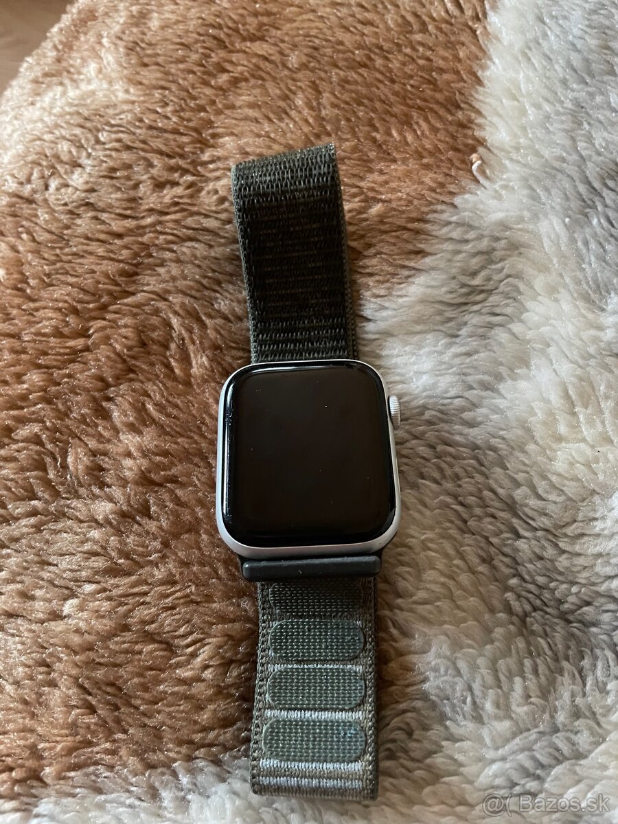 Apple watch 4 44mm aluminium & ceramic case