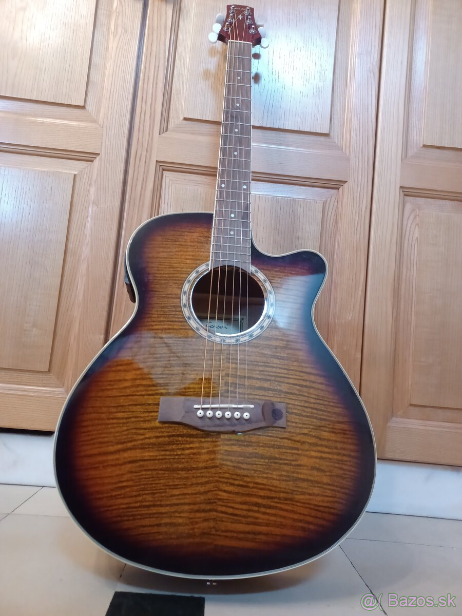 Elektroakustická gitara
