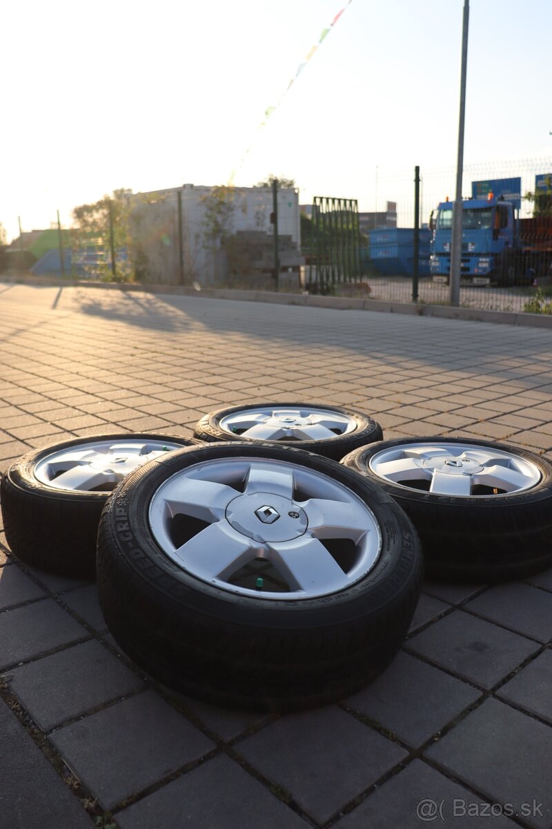 Elektróny z pneumatikami(zimné) Semperit 185/55 R15