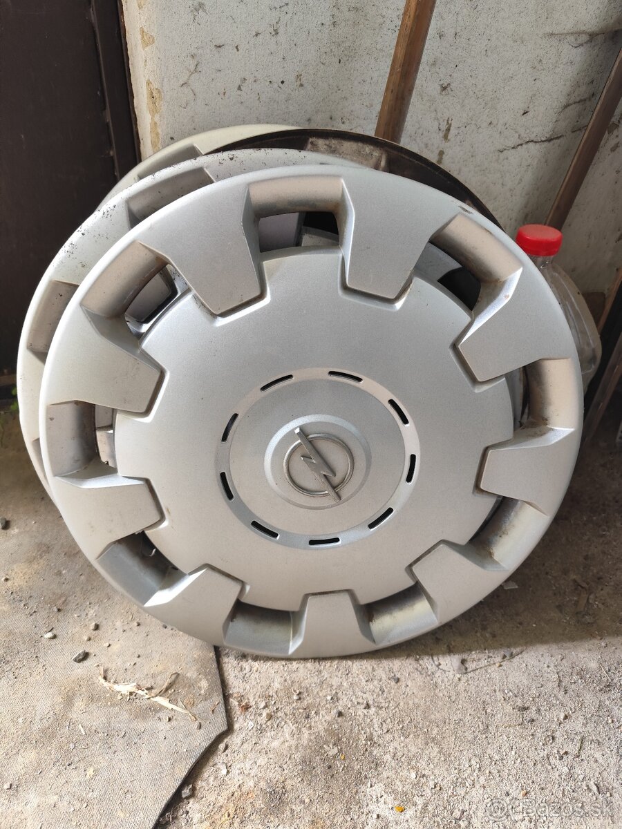 Puklice 15" Opel Astra