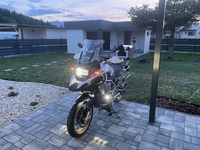 BMW R 1250 GSA 2023 Rally – 1. majiteľ, záruka,plna výbava