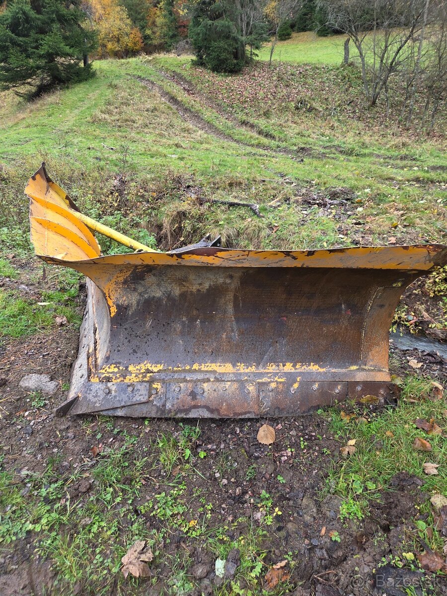 Predám snežný šipovy pluh