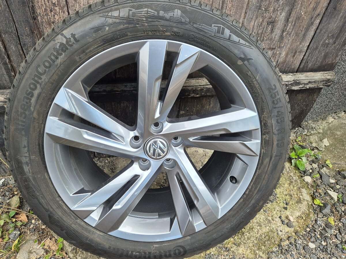 Zimní kola Volkswagen Tiguan / Tayron R19