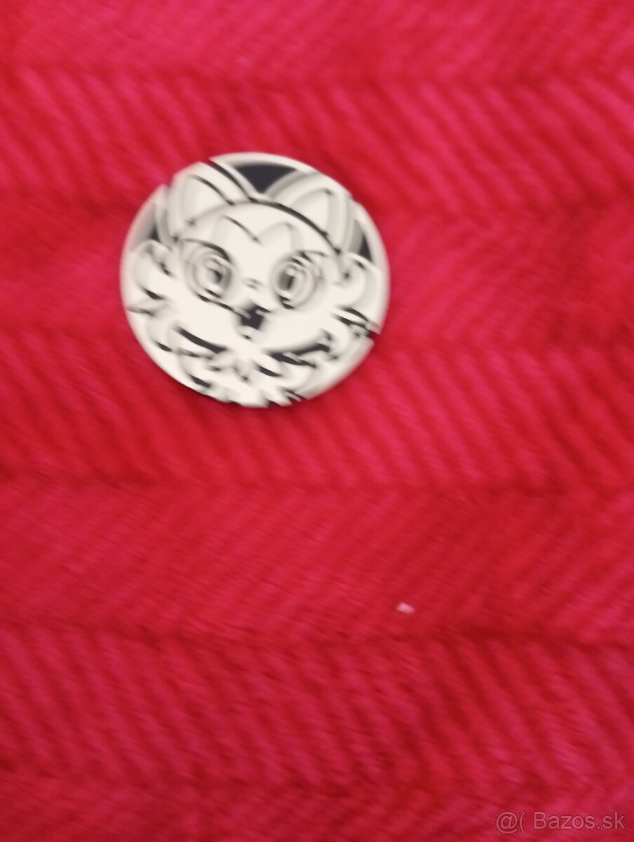 Hľadám velkého zberateľa pokémon kartičiek