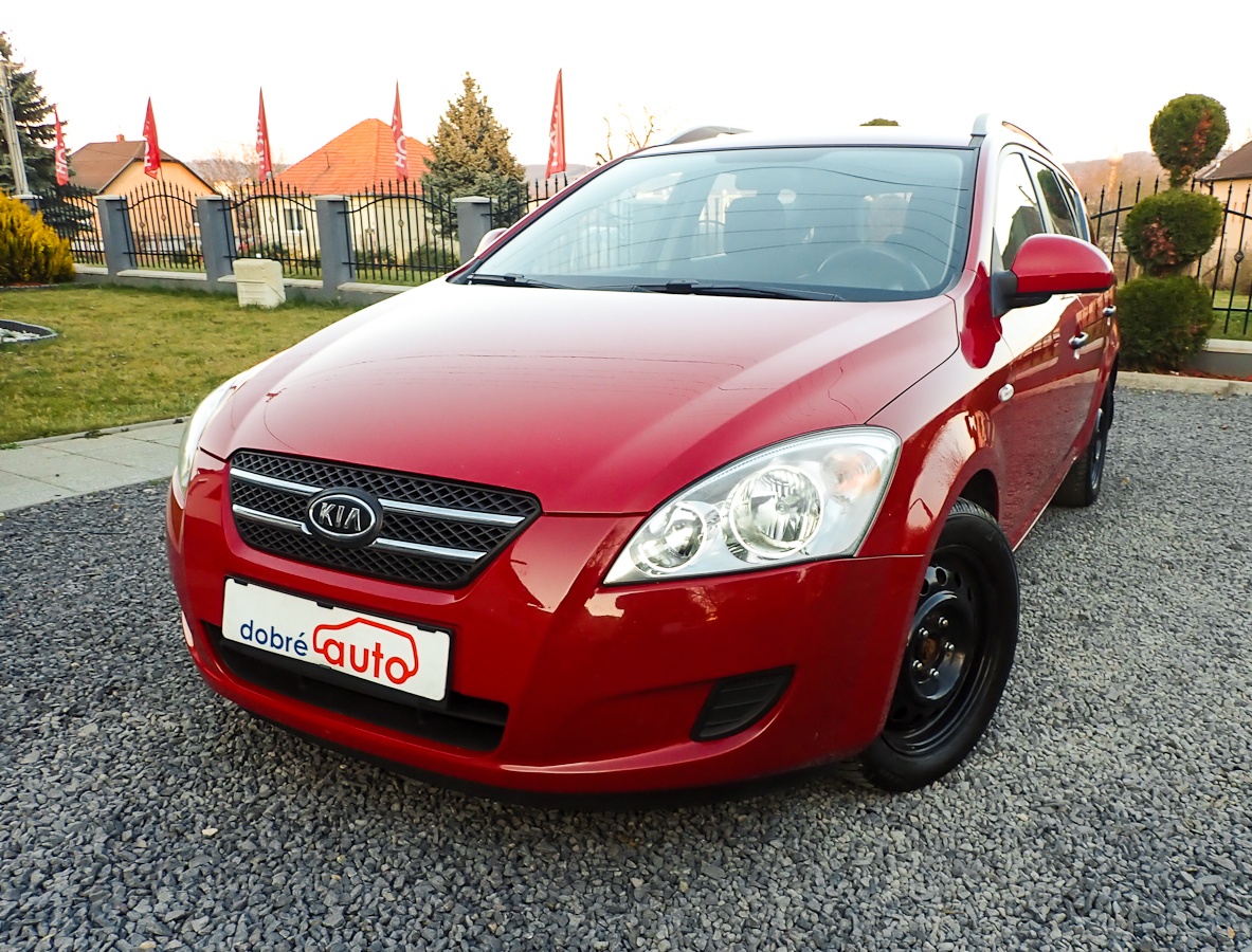 KIA CEE´D SW 1.6 16V BENZIN 85kW -2010 - KLIMA- NOVA STK