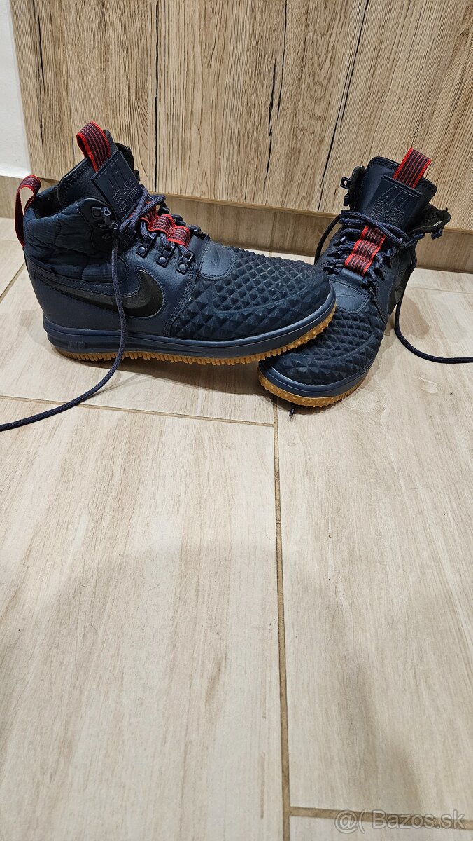 PREDÁM NIKE LUNAR FORCE 1