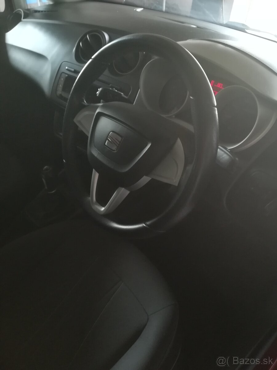 radio, diely interieru, piate dvere , seat ibiza