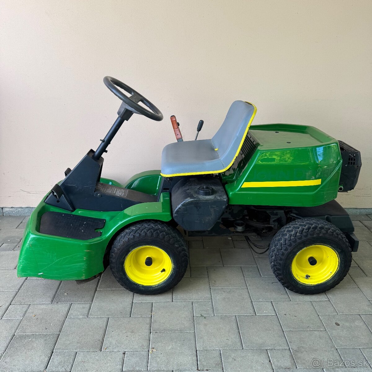 Husqvarna rider 850 / JOHN DEERE