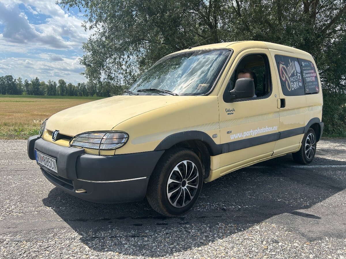 🚗 Peugeot Partner 2.0 HDI – veterán s dušou rakety 🚀