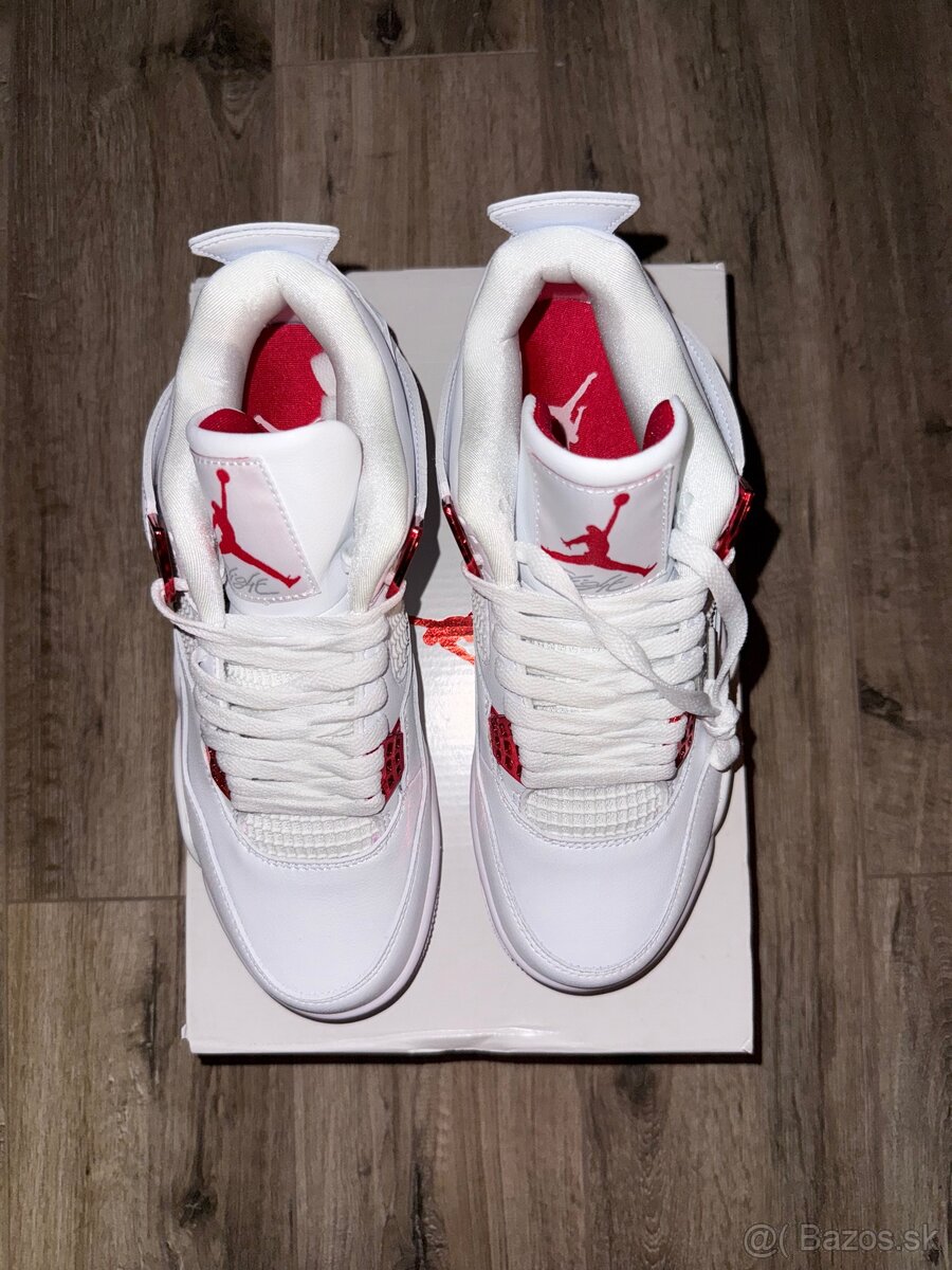 Air Jordan 4 Metallic’red