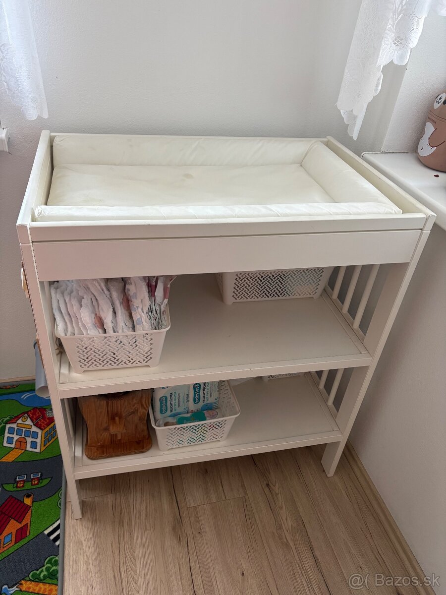 Prebaľovací pult Ikea