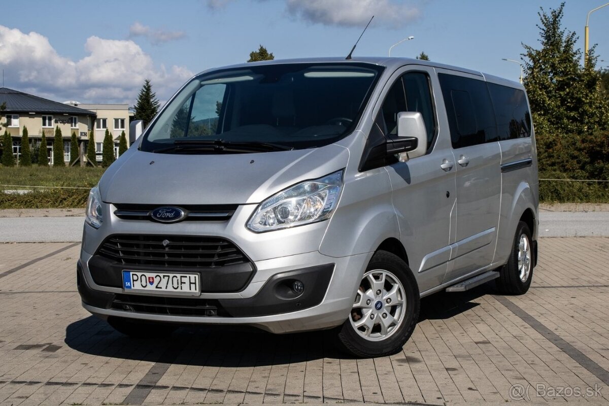 Ford Tourneo Custom 2.2 TDCi Titanium 114kW (2015).