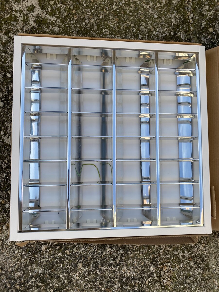 2ks svietidlo 60x60 neon