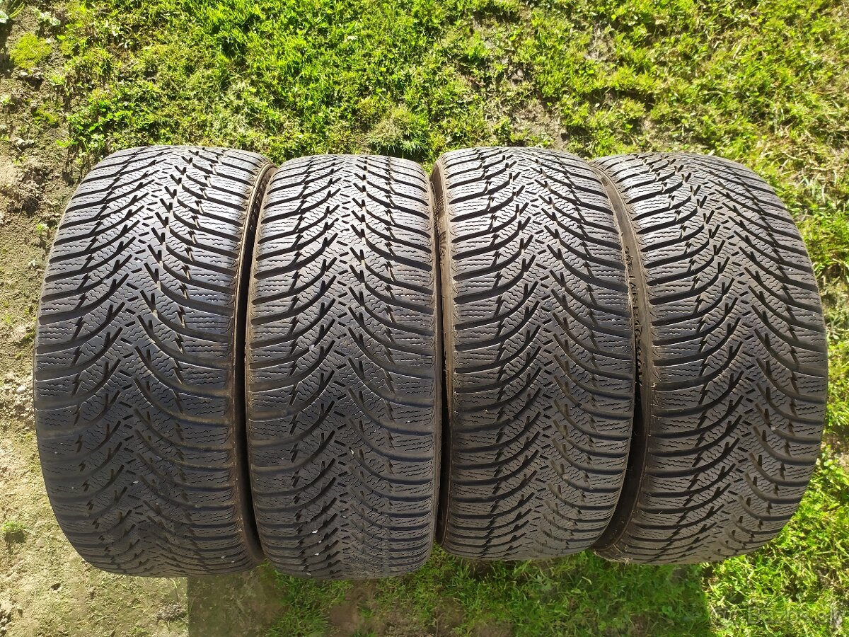 Zimné gumy 215/45 R16 Kumho